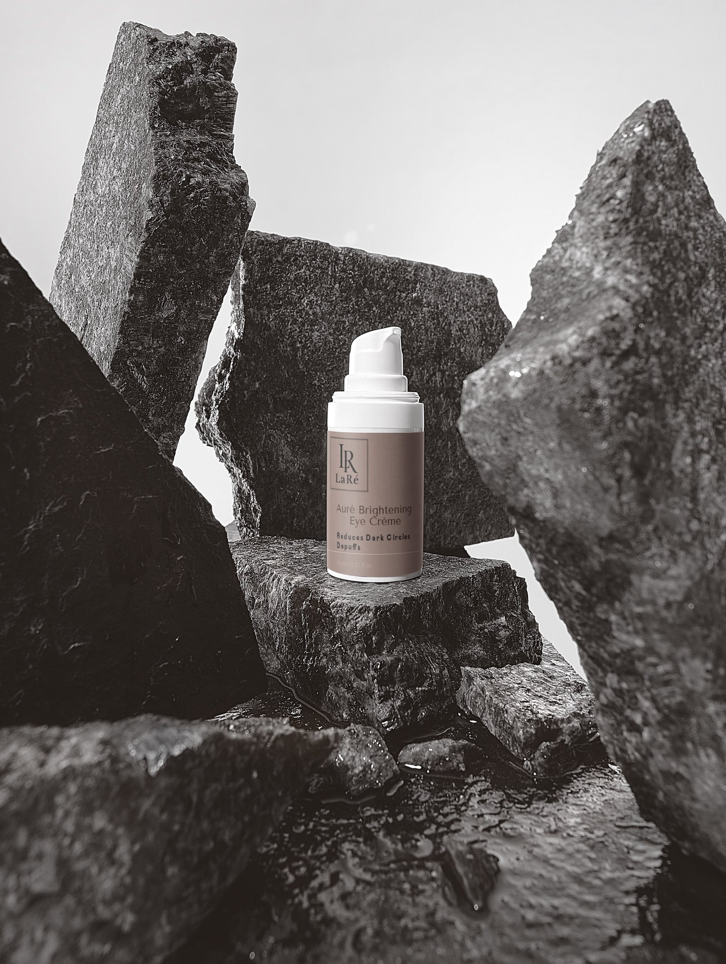 Auré Brightening Eye Crème